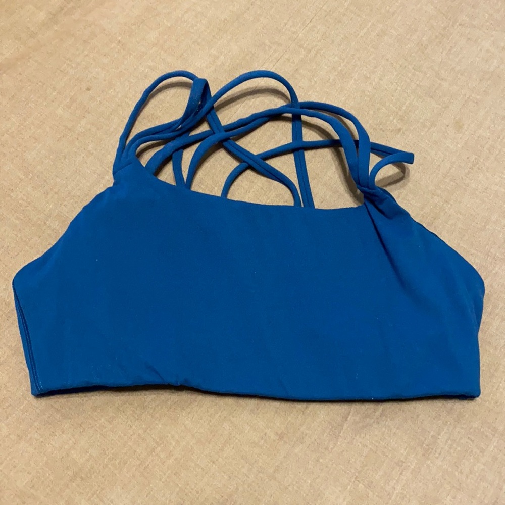 Athleta hyper focused sports bra